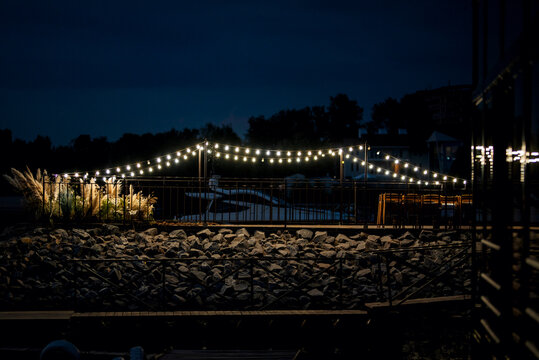 Hona wedding ceremony on the pier
