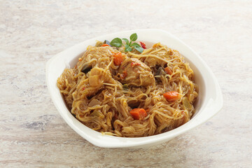 Wok Udon with chicken curry