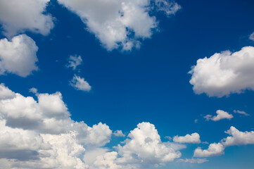 Obraz na płótnie Canvas Beautiful clouds against the blue sky.