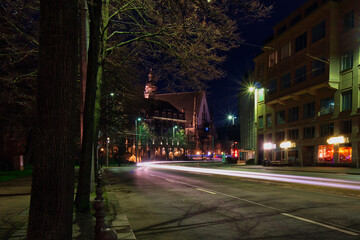 Leipzig Ring, Nacht, Thomaskirche im Hintergrund fantastic light at night, Leipzig in Germany