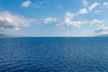 Obraz premium Strait of Messina at evening time. Sicily. Italy.