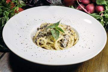 pasta with pesto sauce
