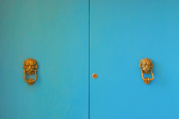 Blue door © M. Grąbczewski