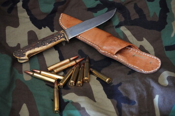 machine gun and rifle sniper  plus pump and bullets