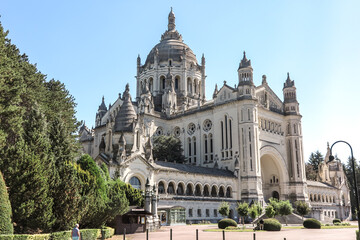 Obraz premium Basilica of St. Therese of Lisieux in Normandy