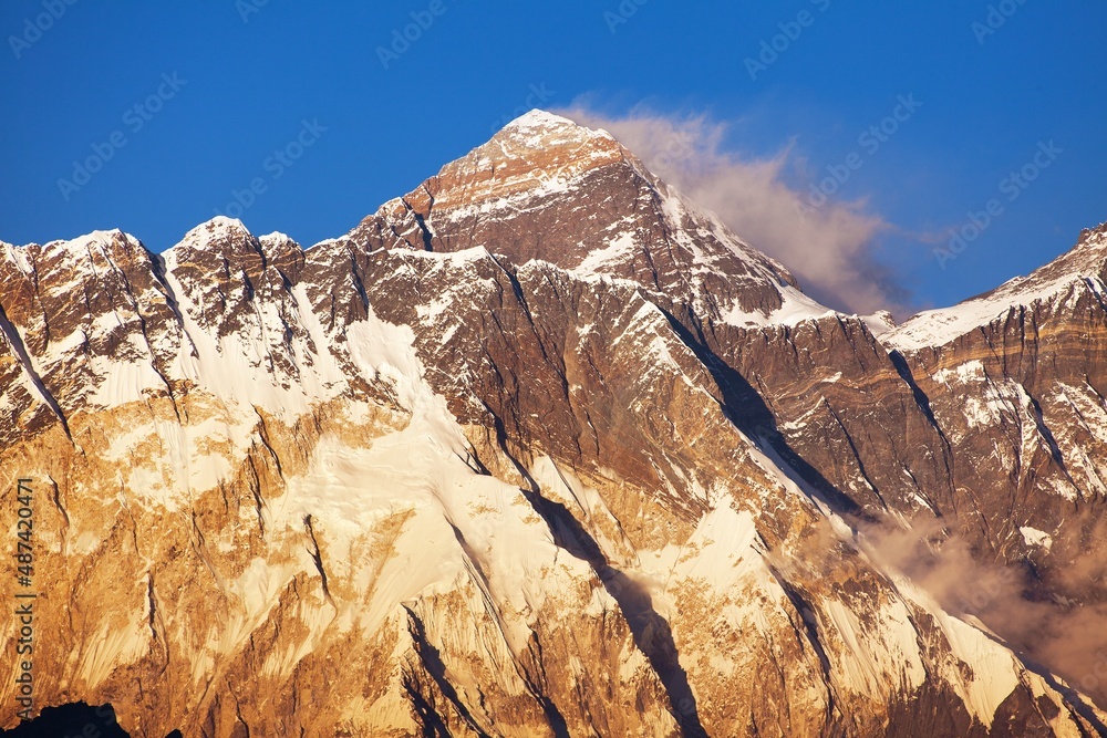 Wall mural mount everest evening sunset red colored view