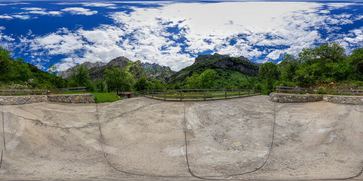 Picos de Europa National Park, Cain, Leon