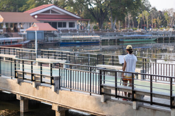 Coastal exercise paths and piers where the mind is painting.