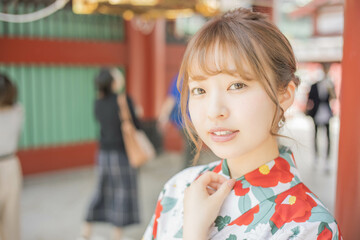浴衣女性