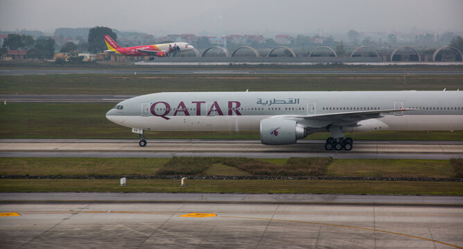  Qatar Airplane At The Hanoi Airport, Vietnam