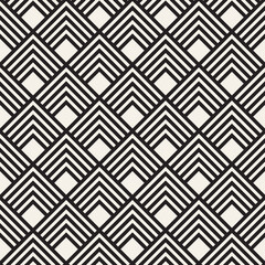 Vector seamless pattern. Repeating geometric elements. Stylish monochrome background design.