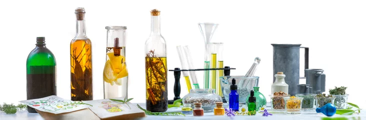 Crédence de cuisine en verre imprimé Légumes frais Apothecary- conceptual image ol alternative,herbal medicine
