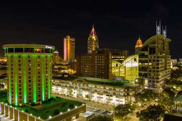Fototapeta na wymiar Night view of downtown Mobile, Alabama 