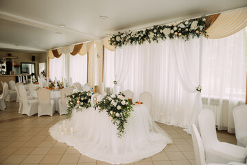 A fabric-decorated wedding hall 3988.