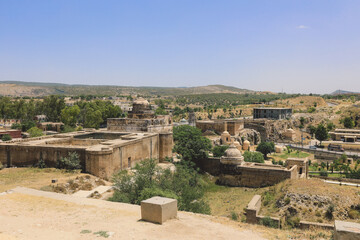 Obraz premium Panoramic View to the Ruins of the Shri Katas Raj Temples, also known as Qila Katas, complex of several Hindu temples in Punjab province, Pakistan