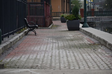 Fototapeta premium Empty Sidewalk - #1