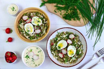 Broccoli salad with egg and horseradish sauce