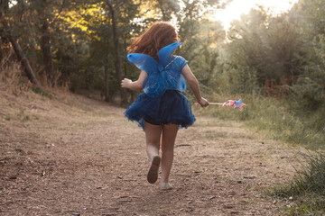 Hada en el bosque © inmaleon79