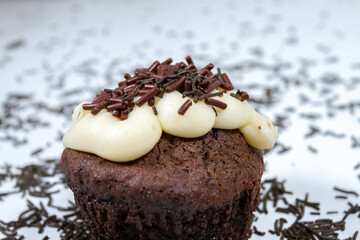 pastel, achocolatado, alimento, postre, bombones, cremas, blanco, café, delicioso, aperitivo, bollería, navida, pastelería, azucarar, madalena, aislada, asado, epicúreo, fresco, pastel de chocolate, d