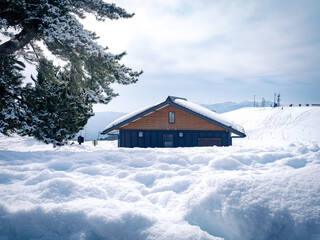 伊吹山三合目のトイレの建物