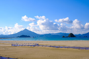 福井県高浜和田海水浴場と青葉山