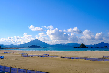 福井県高浜和田海水浴場と青葉山
