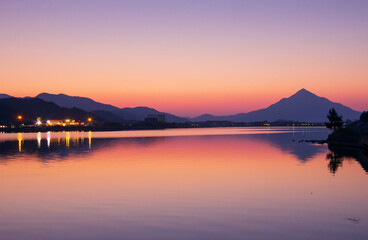 福井県若狭　青戸入江からの青葉山