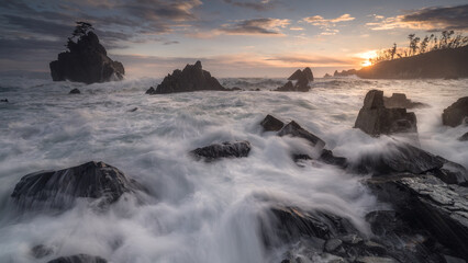 朝焼けの海 唐桑半島（Imac desktop)16×9
