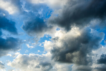 Obraz premium .colorful dramatic sky with cloud at sunset.beautiful sky with clouds background