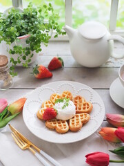 ハートワッフルパンケーキでティータイム