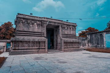 Obraz premium Thiru Parameswara Vinnagaram or Vaikunta Perumal Temple is a temple dedicated to Vishnu, located in Kanchipuram in the South Indian state of Tamil Nadu - One of the best archeological sites in India