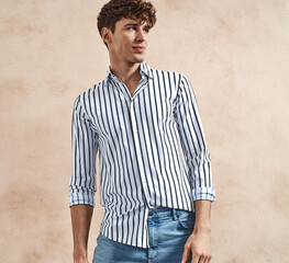 Hansome man wear striped cotton shirt in black and white - 487746040