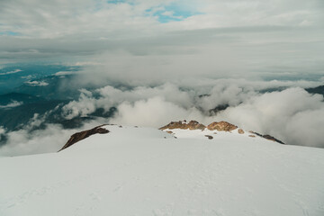 CIMA NEVADO DEL TOLIMA NUBES