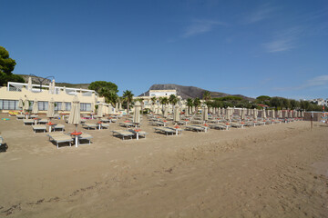 spiaggia di sperlonga meta turistica