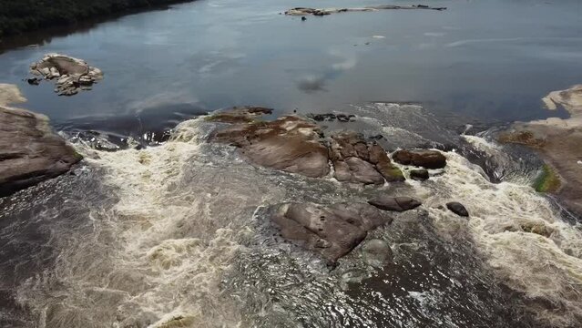 RIO DESDE EL AIRE MAVICURE