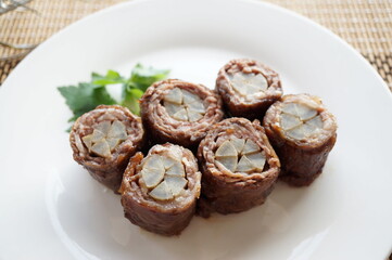 ごぼうと牛肉の八幡巻き