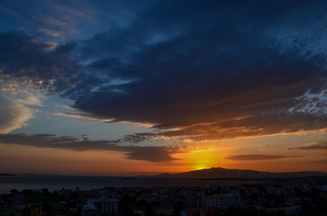 Obraz premium Sunset over the sea sky sun