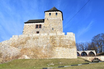 Zamek w Będzinie na Sląsku, zabytkowy obiekt obronny, 
