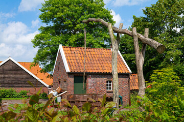 Historische Pumpe (Brunnen) bei Wiesmoor/Ostfriesland