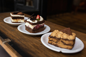 individual servings of chocolate cakes