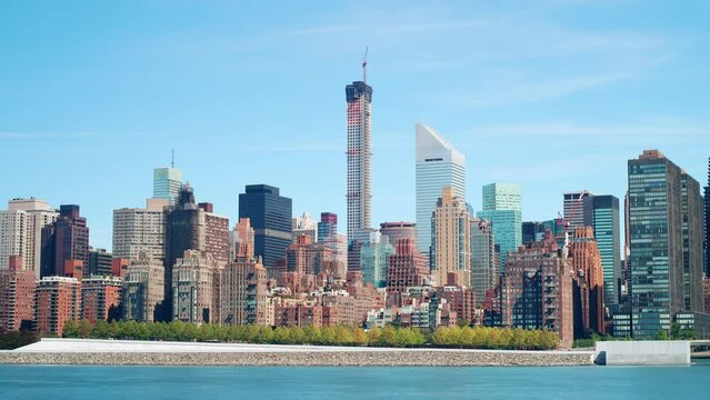432 park avenue building construction day time 4k timelapse from manhattan