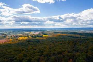 Obraz premium Aerial Drone View of Fall Trees with Foliage in Virginia 