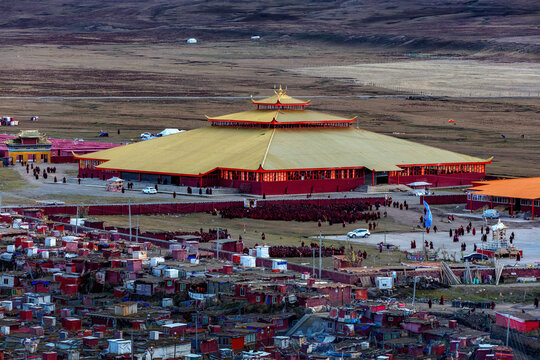 Sichuan ganzi autumn scenery