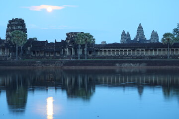 Cambodia. Angkor Wat temple. Full moon. The Hindu temple was built at the beginning of the 12th century, during the reign of Suryavarlam II. Siem Reap province.