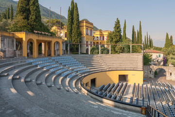 Gardone Riviera. Brescia. Teatro del Vittoriale degli Italiani - obrazy, fototapety, plakaty