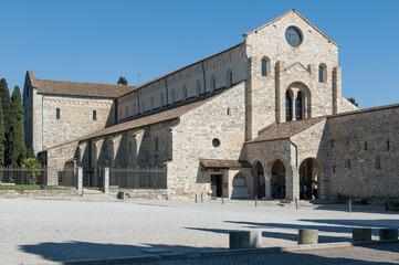 Fototapeta na wymiar Aquileia, Udine. Esterno della Basilica di Santa Maria Assunta 
