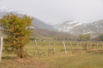 Paisajes otoñales de cantabria, España.