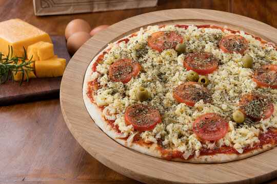 Pizza Pizzaria Queijo Tomate Oregano Comida Refeição Delivery 