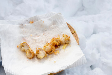 冬キャンプ　メスティンでホタテの天ぷら料理
