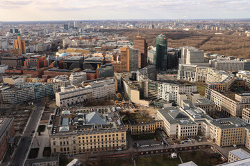 Berlin aus der Luft; Blick über Abgeordnetenhaus und Bundesrat auf Leipziger-, Potsdamer Platz und...